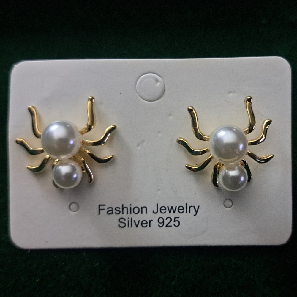Pearl Spider Earrings